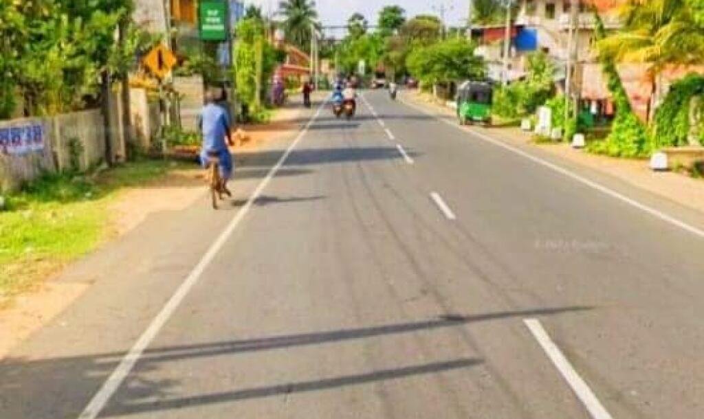 3பரப்புக் காணி விற்பனைக்கு-4