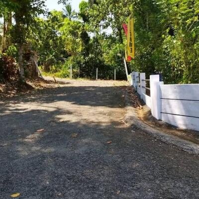 5 valuable plots near Kadawatha Wabada road for sale immediately.