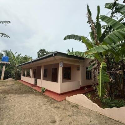 urumpirai ஊரெழுவில் 3 பரப்பு காணியில் அமைந்த வீடு 🏡விற்பனைக்கு-1
