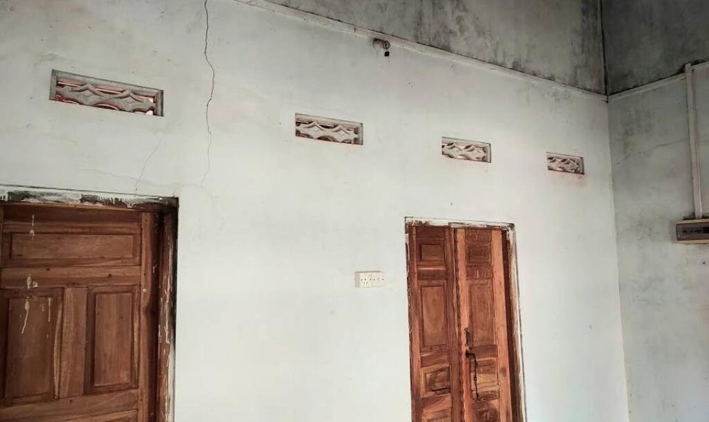 யாழ்ப்பாணம் குப்பிளானில் 4 ½ பரப்பு காணியுடன் வீடு விற்பனைக்கு-2