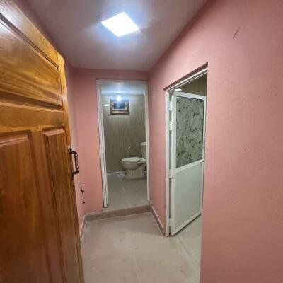 கோண்டாவில் சந்திக்க அருகாமையில் உள்ள 2 பரப்பு காணி வீடு