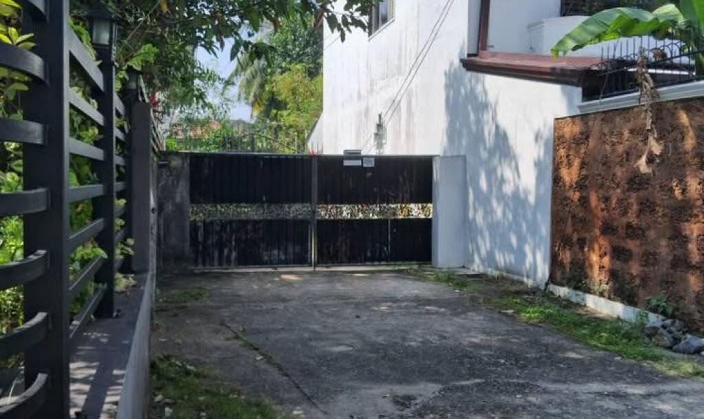 Two Story House-2