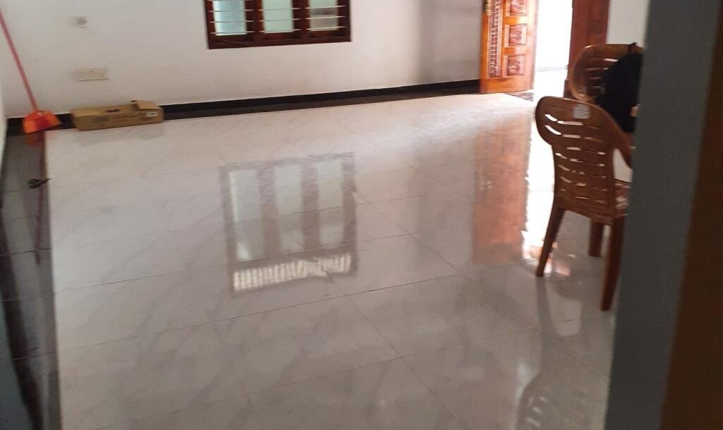 Vavunia #Dhonikal area 4 spreading sturdy house with round wall for sale.-6