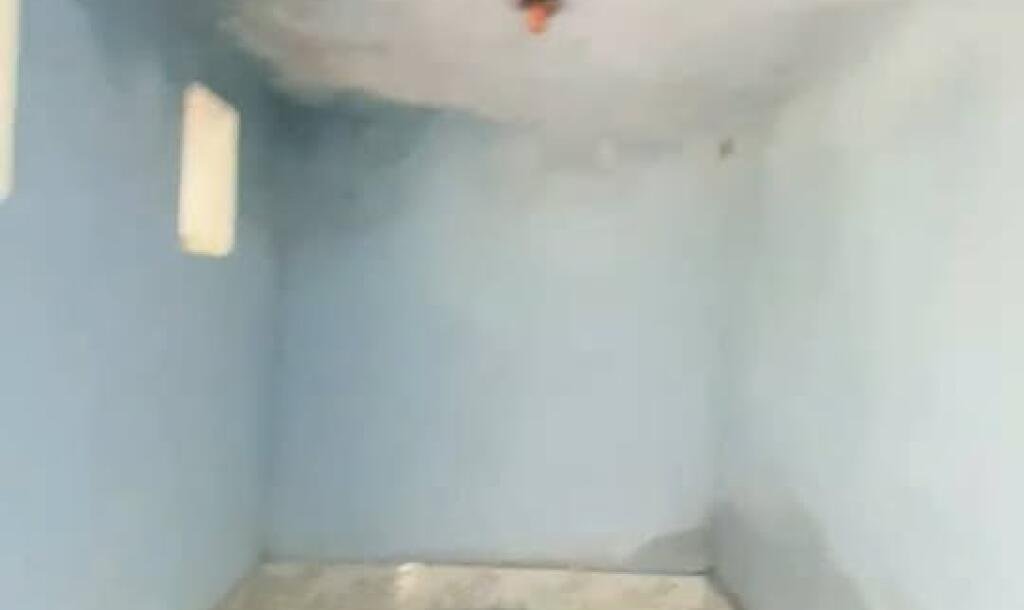 6-perch house with all facilities available for sale in Vallipunam, Puthukudiyuppu, Mullaitivu-4