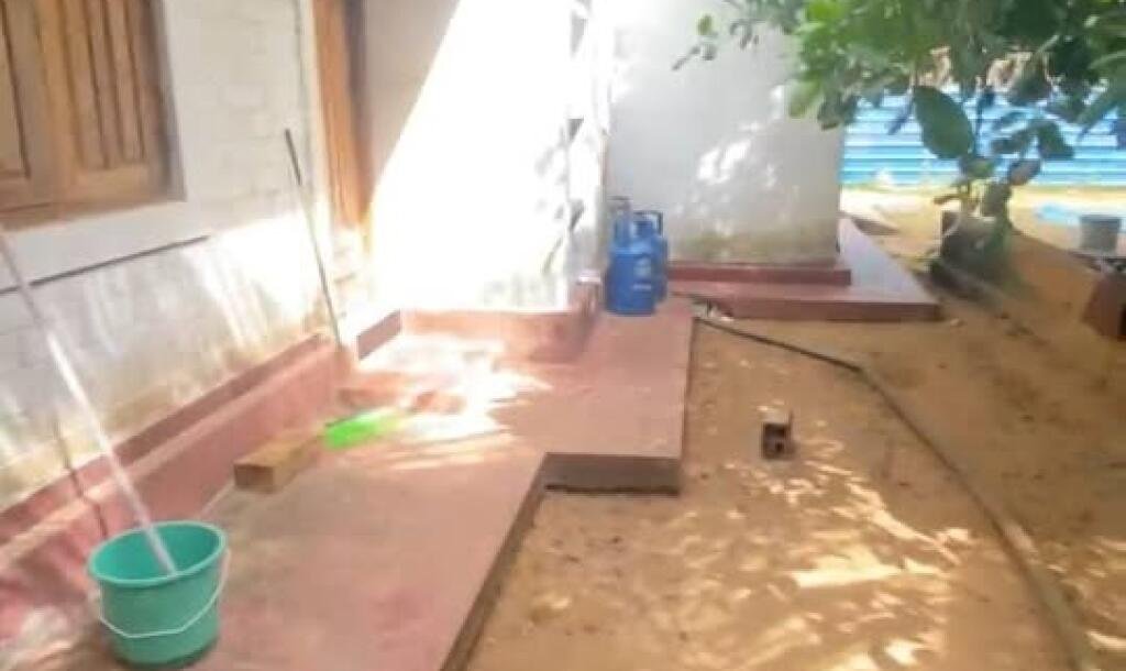 6-perch house with all facilities available for sale in Vallipunam, Puthukudiyuppu, Mullaitivu-5