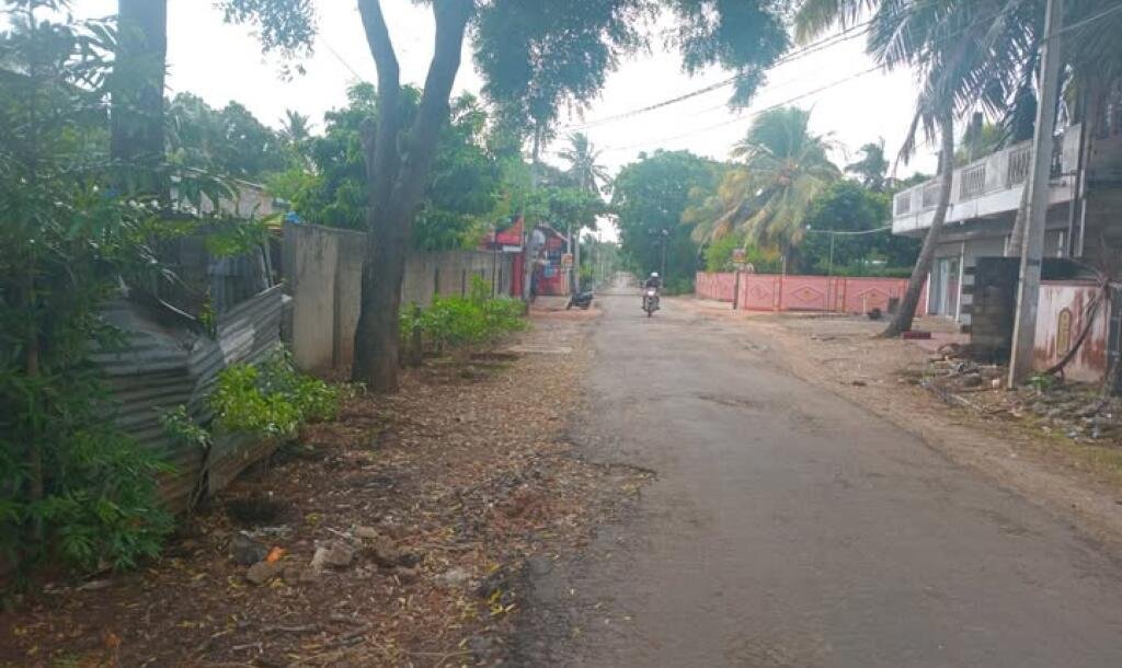 வவுனியா உக்குளாங்குளம் பகுதியில் 𝟏 பரப்பு உறுதிக் காணி-1