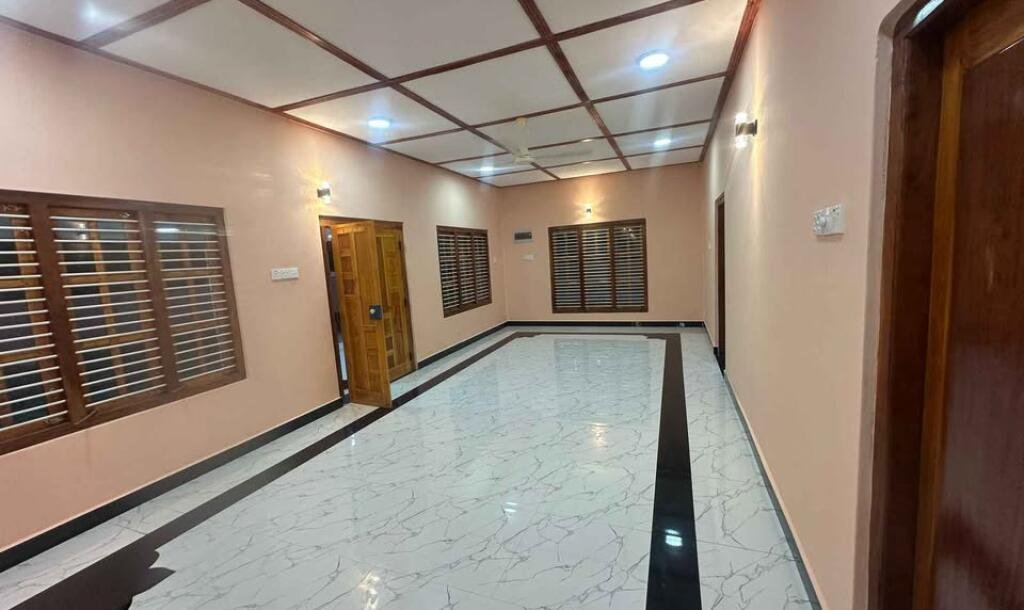 கோண்டாவில் சந்திக்க அருகாமையில் உள்ள 2 பரப்பு காணி வீடு-7