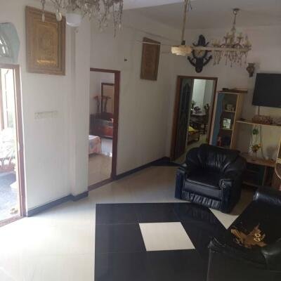 House With Shop-4
