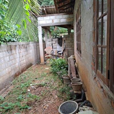 10 perches house for sale in Ganegoda area near 500 meters to Mirigama tree junction.-13