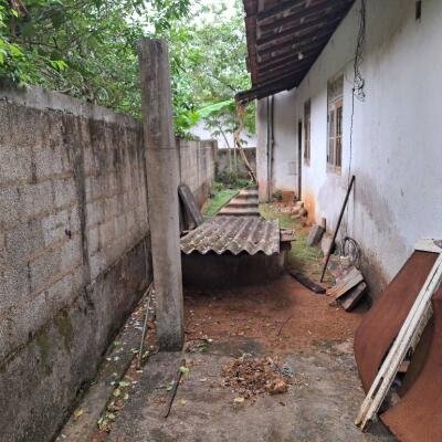 10 perches house for sale in Ganegoda area near 500 meters to Mirigama tree junction.-14