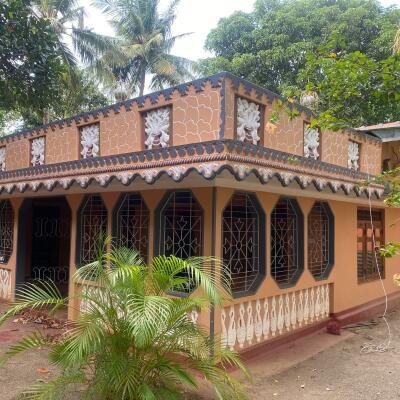 8 Spacious Farmer House with Round Wall for Sale along Neriyakulam Main Road-2