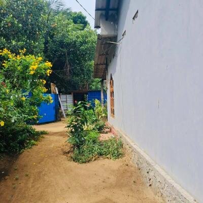 யாழ் மானிப்பாய் பகுதியில் 2.5 பரப்பு காணியில் அமைந்த வடக்கு வாசல் புதிய வீடு விற்பனைக்கு-9