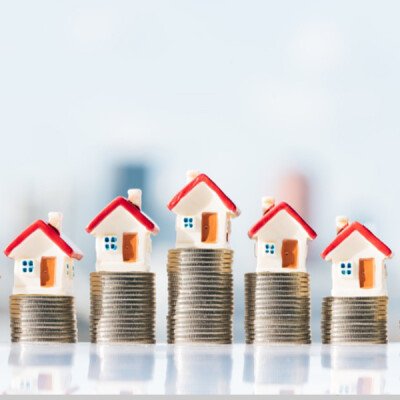 Smart Strategies for Buying Property in an Economic Crisis: 10 Essential Tips
