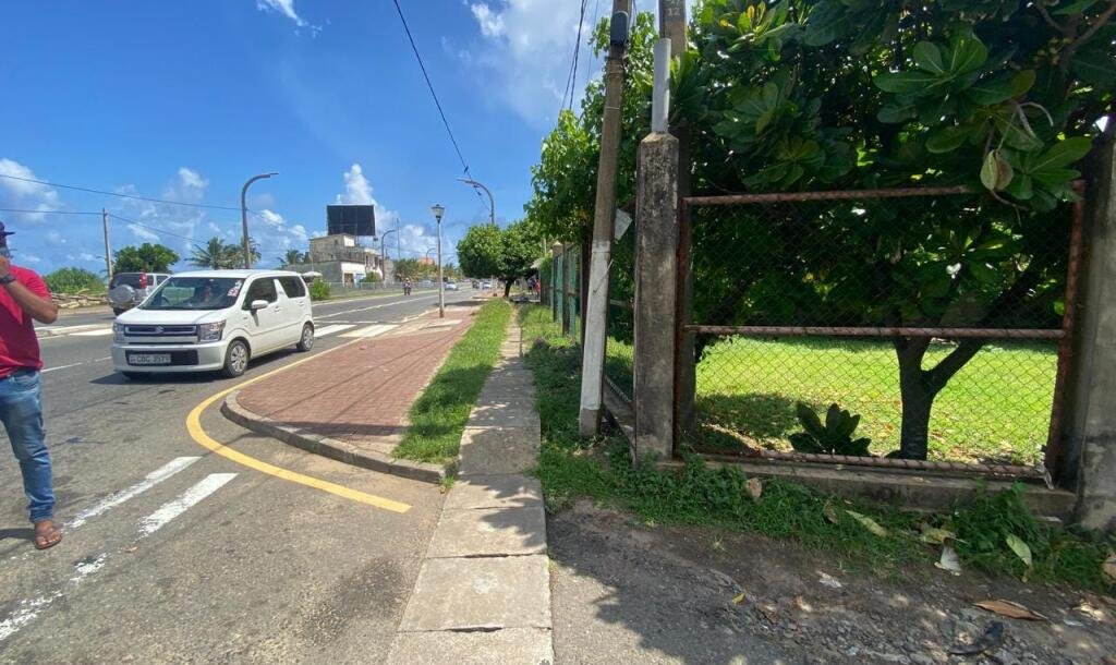 Galle Road facing 54 perches in Egodauyana, Moratuwa-1