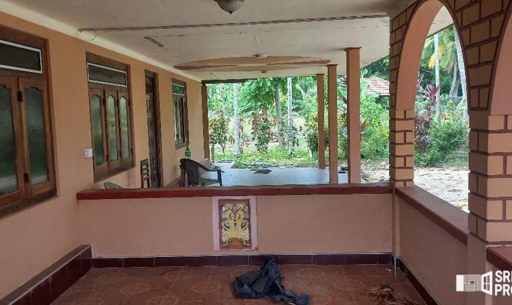 3 bedroom house for sale on 11 acres of land in Meesalai Puthur Junction Vembrai-14