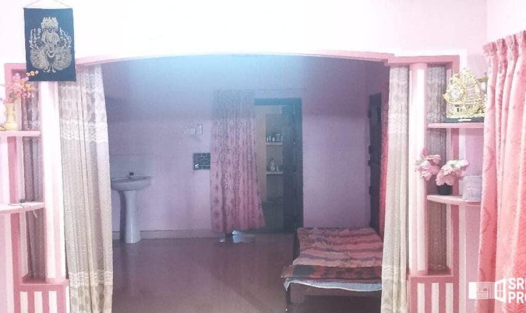 3 bedroom house for sale on 11 acres of land in Meesalai Puthur Junction Vembrai-15